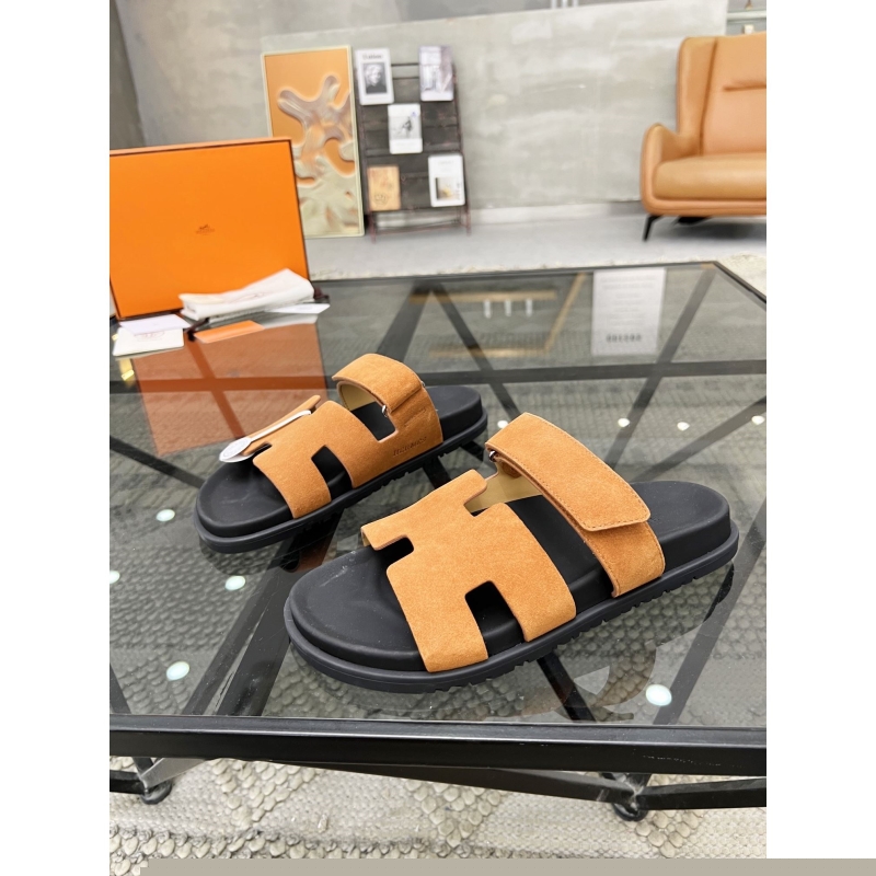 H**mes slippers
